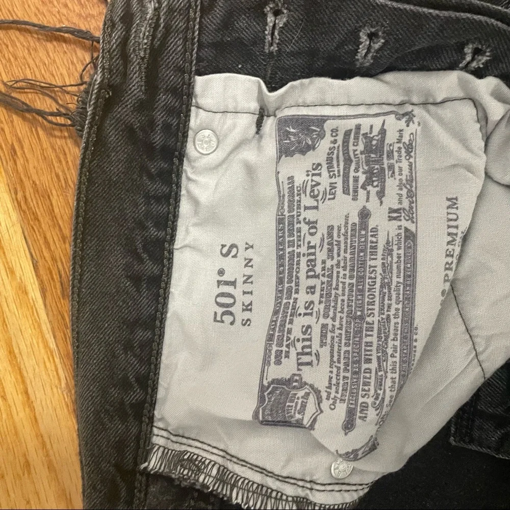 Levi 501 skinny in black mail, size 26 - Picture 5 of 6